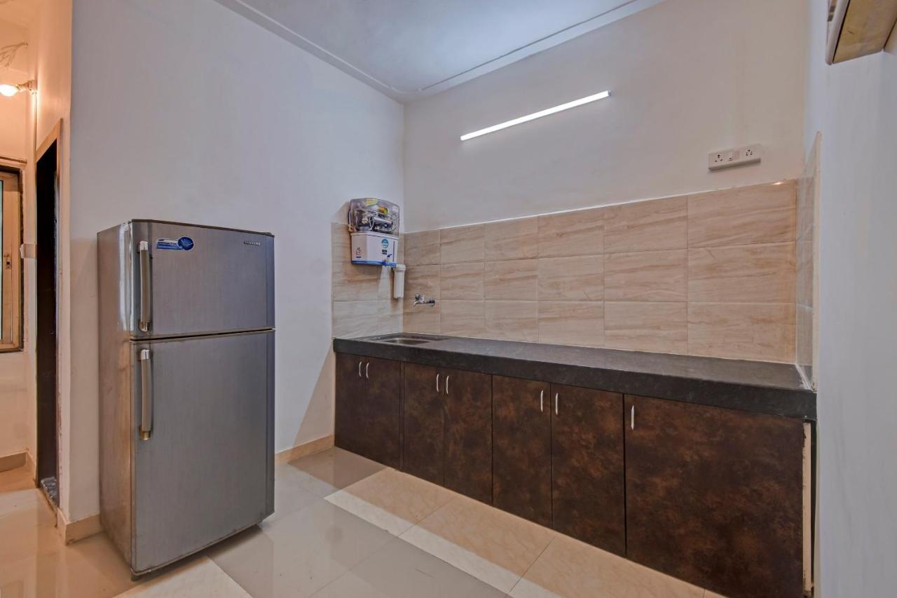 Vaccinated Staff - OYO Home 78047 Alluring Stay Pimpri Pimpri-Chinchwad Exterior foto