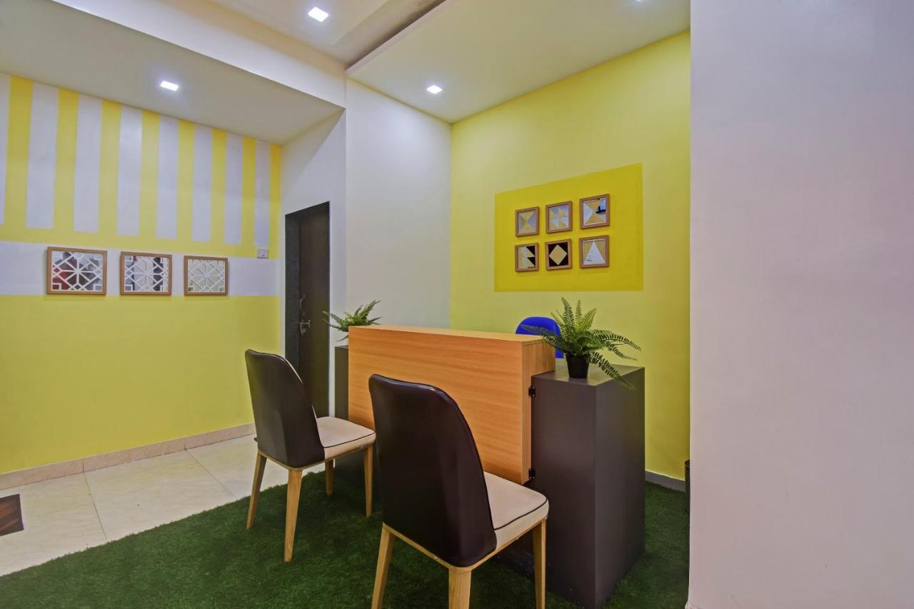 Vaccinated Staff - OYO Home 78047 Alluring Stay Pimpri Pimpri-Chinchwad Exterior foto