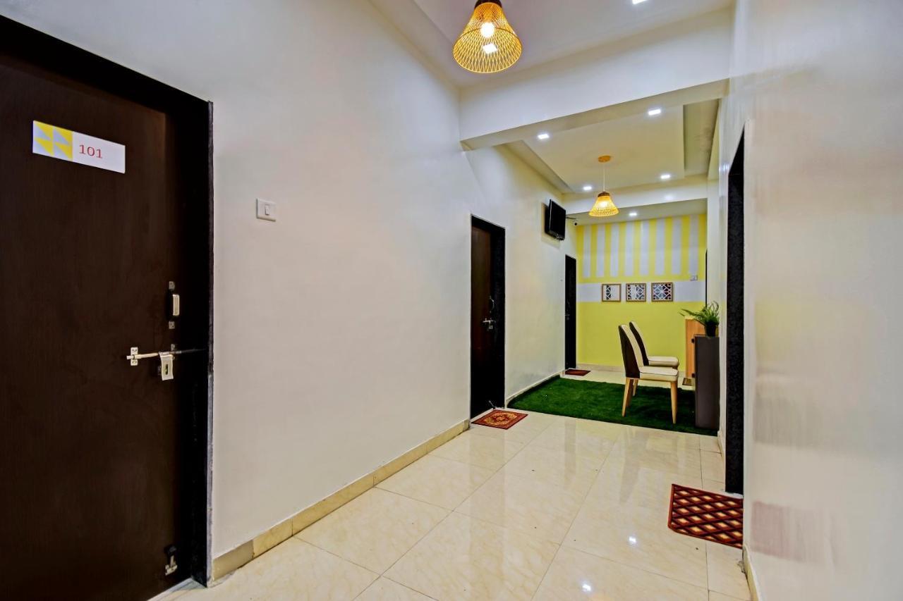 Vaccinated Staff - OYO Home 78047 Alluring Stay Pimpri Pimpri-Chinchwad Exterior foto